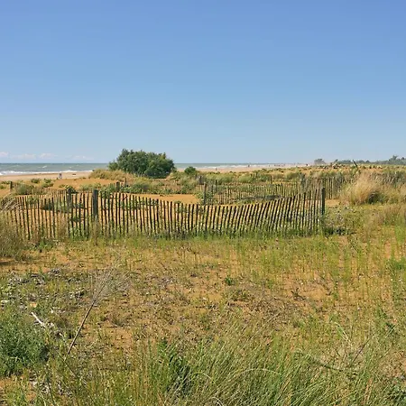 Tranquil Steps From Shore In Appartement Bibione