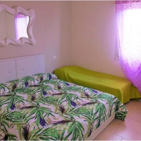 Tranquil Steps From The Shore Appartamento