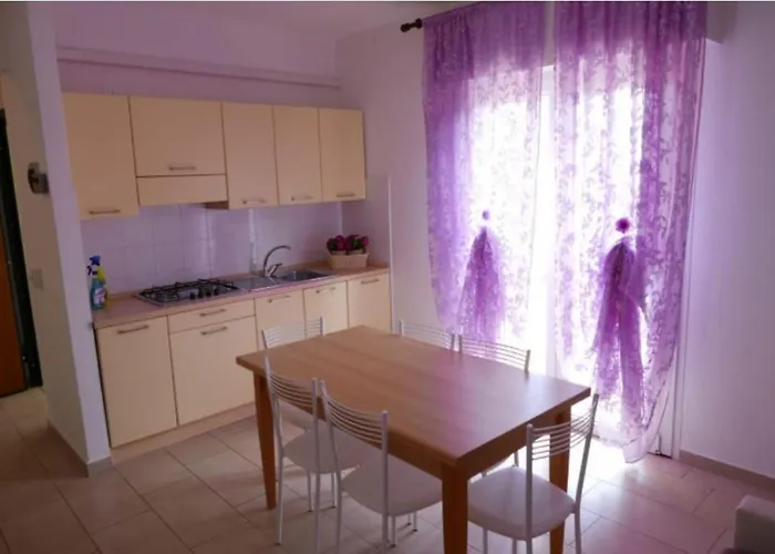 Apartament Tranquil Steps From The Shore *